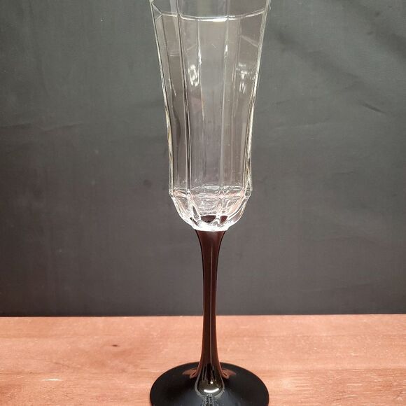 VTG France Luminarc Octime Black Stem Champagne Flutes Glasses Set of 4 - Picture 7 of 14